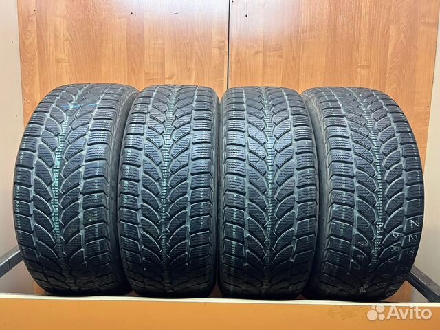 Bridgestone Blizzak LM-32 225/50 R17