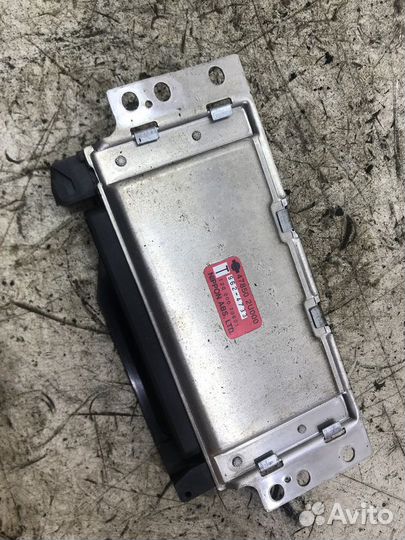 Блок управления ABS Nissan Cube