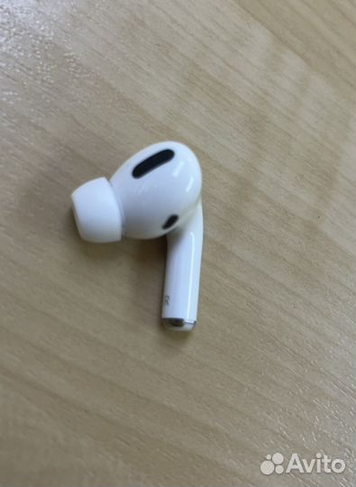 Наушник правый AirPods Pro реплика