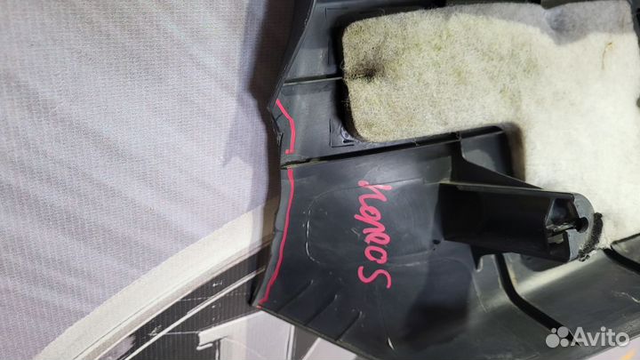 Накладка панели задка замка багажника Renault kole