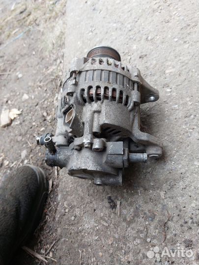 Генератор nissan Vanetta