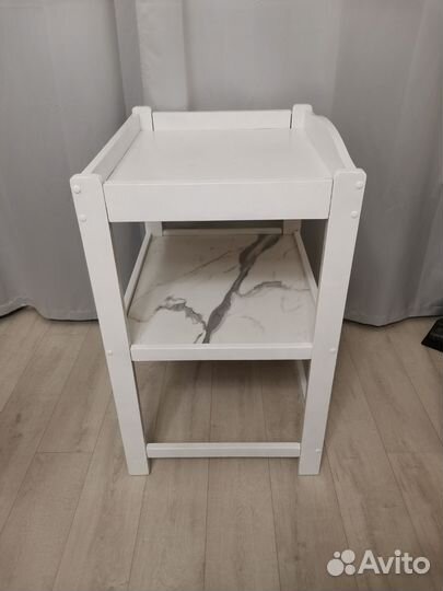 Пеленальный столик