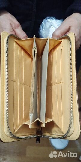 Кошелек женский кожаный