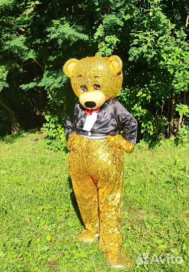 Праздник с золотыми мишками