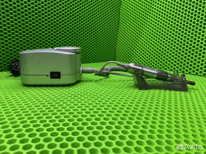 Машинка для аппаратного маникюра