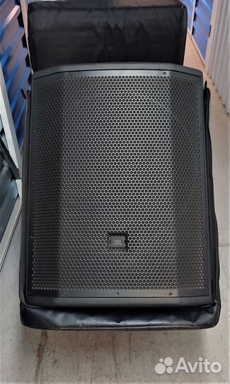 Сабвуфер JBL PRX818xlfw