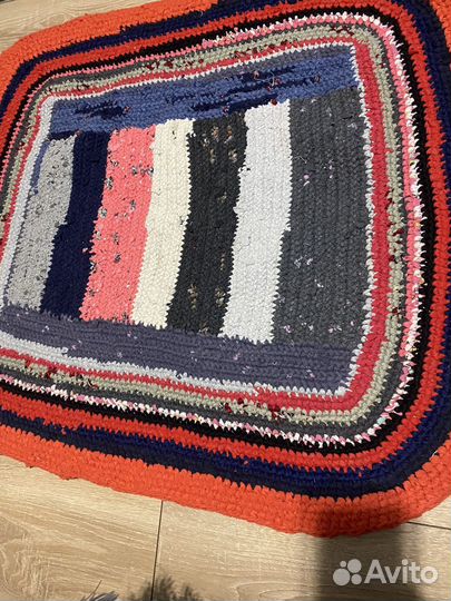 Вязанные коврики крючком