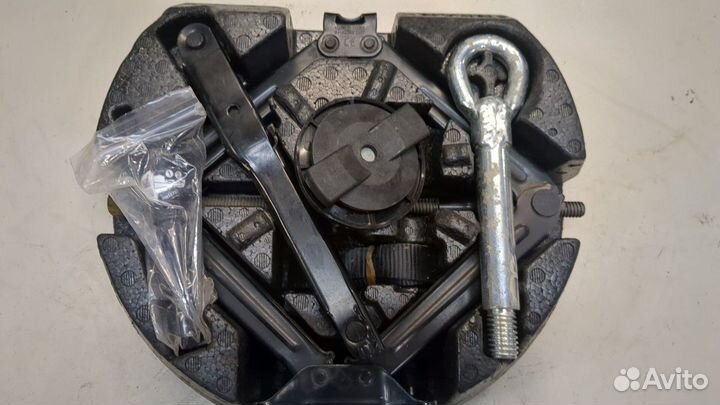 Набор инструментов штатный Chevrolet Equinox 2017