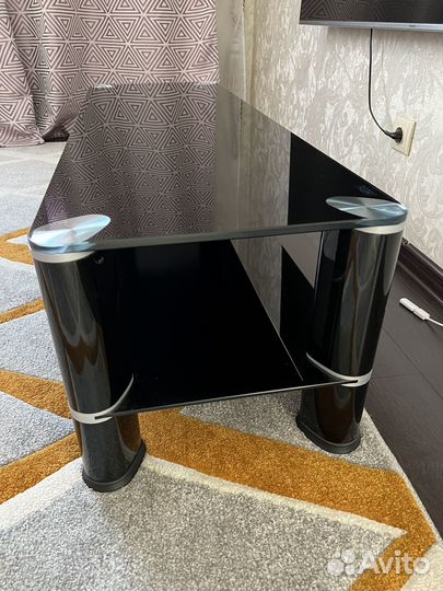 Тумба\подставка под LED телевизор стеклянная