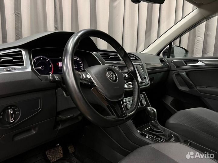 Volkswagen Tiguan 2.0 AMT, 2017, 119 750 км