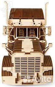 Конструктор ugears 70056 Тягач VM-03