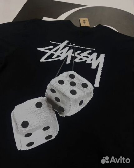 Футболка Stussy