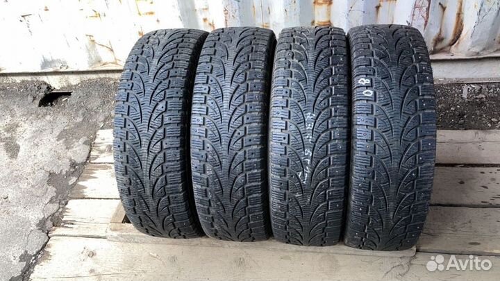 Pirelli Winter Carving Edge SUV 225/65 R17