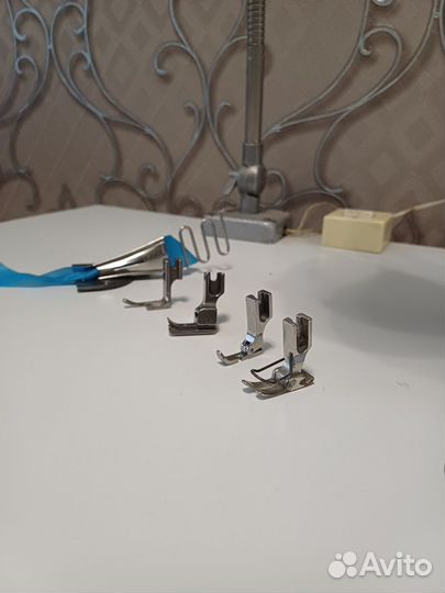 Швейная промышленная машинка jack