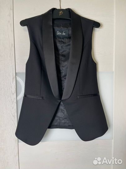 Жилет Odi et Amo 40 б/у Италия