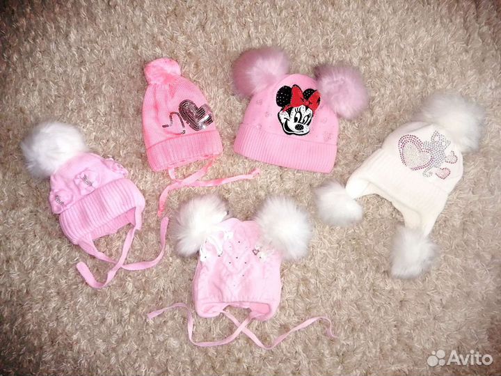 Шапки зимние для девочки (новые)