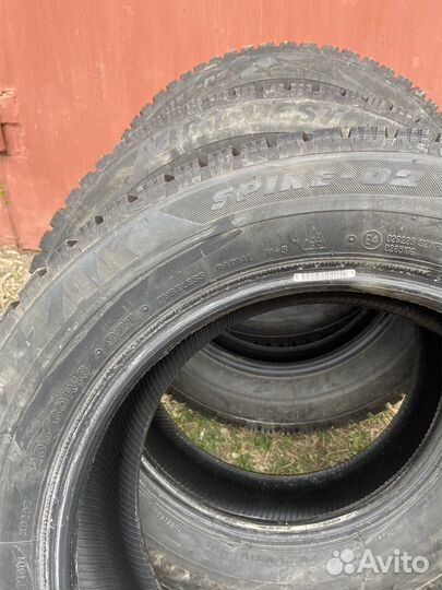 Bridgestone Blizzak Spike-02 205/60 R16