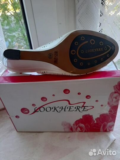 Босоножки Lookhere 40-41 размер
