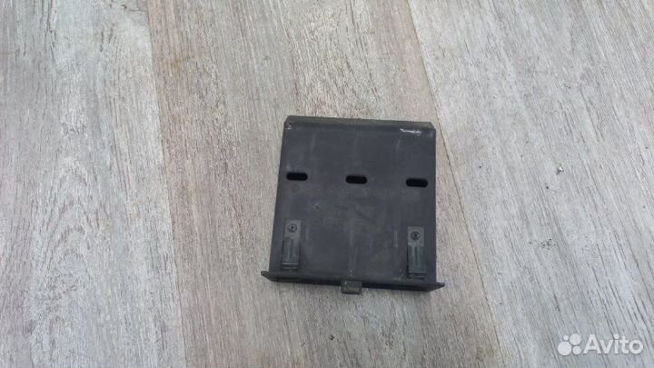 Бардачок Audi A4 B5 1998