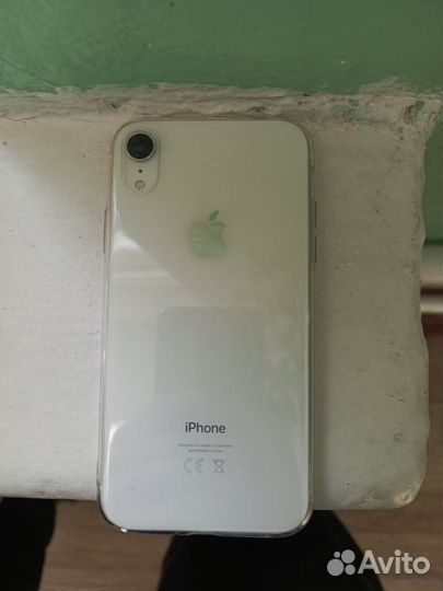 iPhone Xr, 64 ГБ