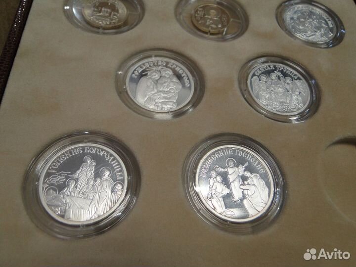 Медали серии 