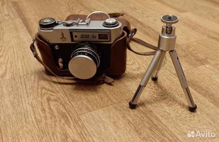 Пленочный фотоаппарат Фэд 5в