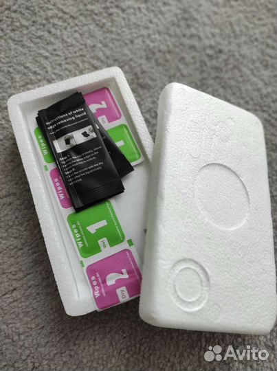 Глянцевое стекло на honor 10i