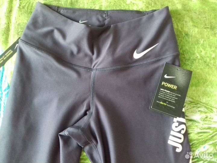 Одежда для спорта женская