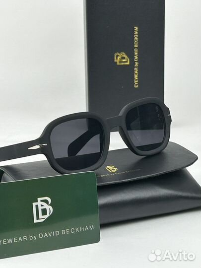 Солнцезащитные очки David Beckham