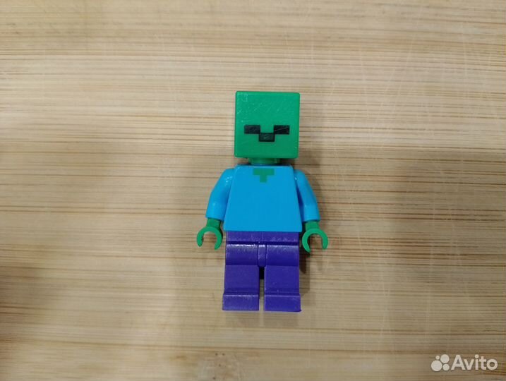 Фигурка Лего