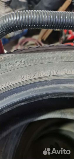 Yokohama Ice Guard IG30 215/55 R17