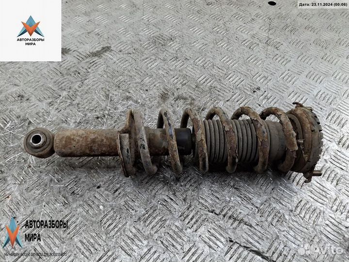 Стойка передняя Subaru Legacy 4 2005