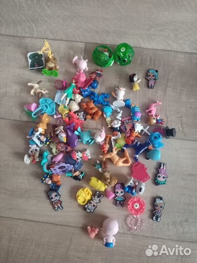 Игрушки из киндер сюрприза пакетом