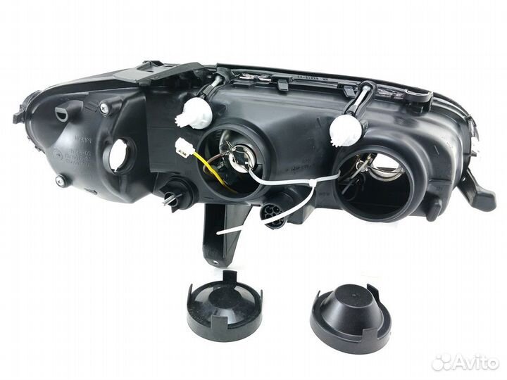 Фара левая Opel Omega B