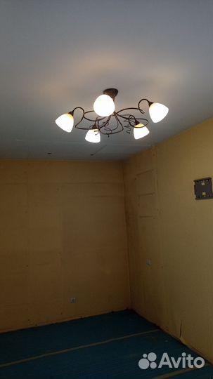 Люстра потолочная бу
