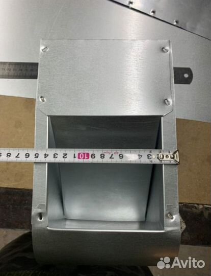 Бункерная кормушка для кроликов