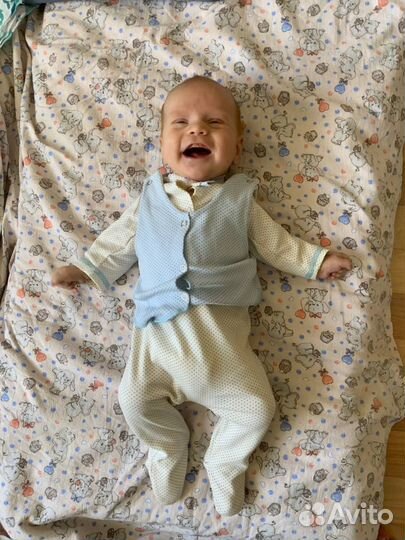 Костюм праздничный на мальчика 52