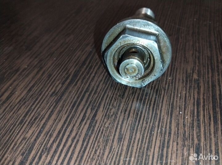 Клапан распредвала Mercedes M272 M273 Мерседес