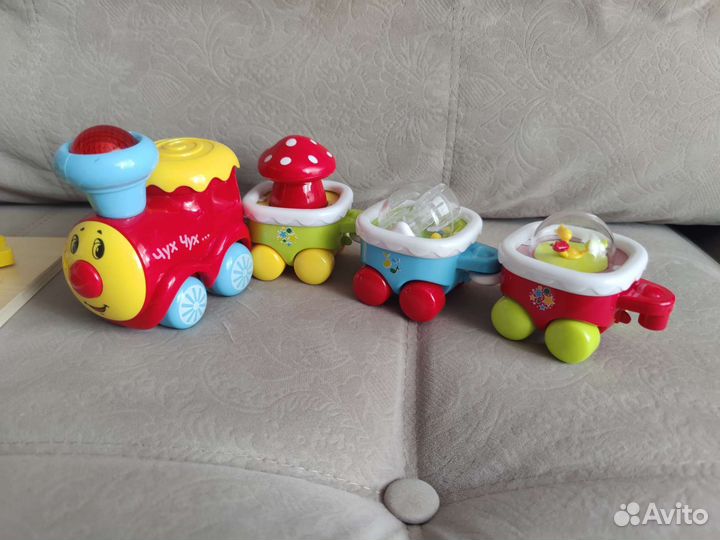 Паровозик музыкальный