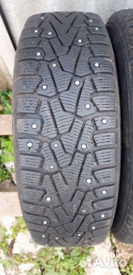 R15 Pirelli Ice Zero 195/65, PCD 4x100 DIA 60.1
