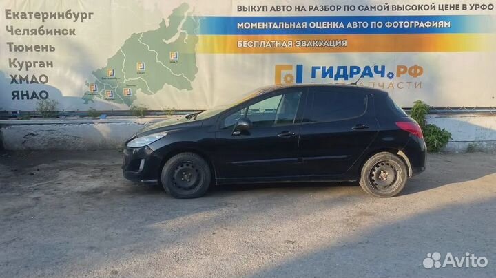 Обшивка двери передней левой Peugeot 308 (T7) 9345