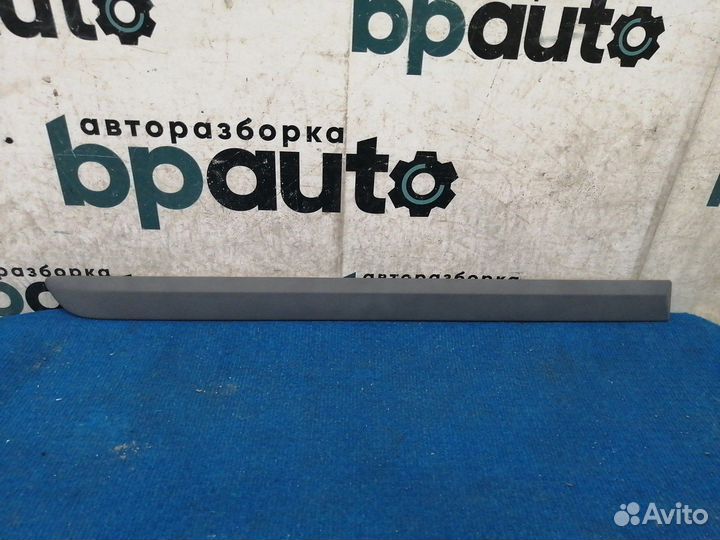 Молдинг на дверь задний правый 39987039 Volvo