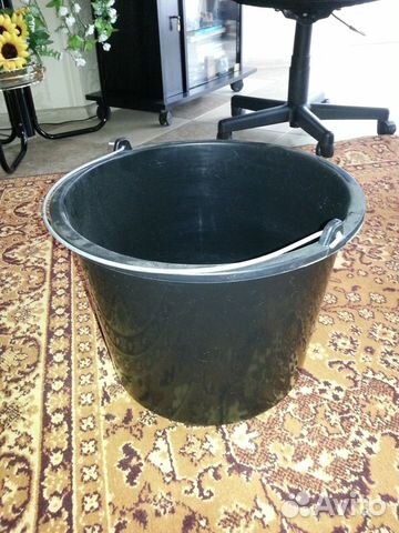 Ведра и тазы пластмассовые