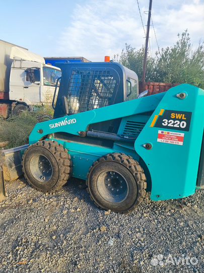 Мини-погрузчик SUNWARD SWL3220, 2023