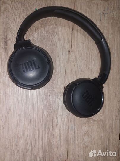 Беспроводные наушники jbl tune 520bt