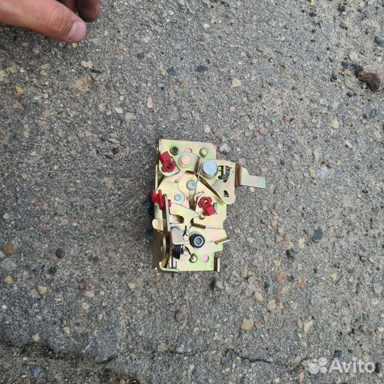 Замок двери daewoo nexia передний левый