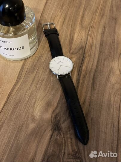 Женские часы Daniel Wellington