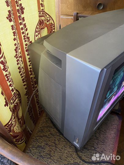 Телевизор samsung