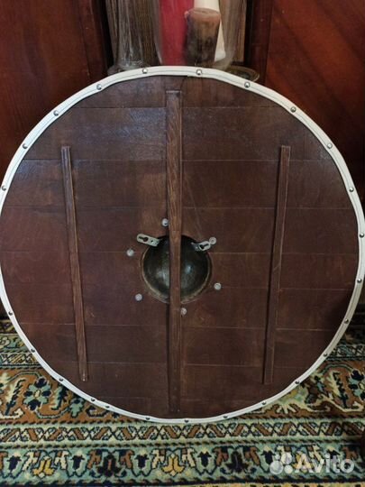 Щит и топор в стиле Викинг - Варяг