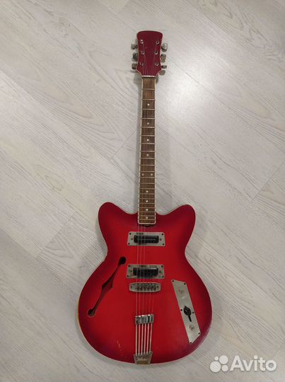 Гитара Jolana Rubin